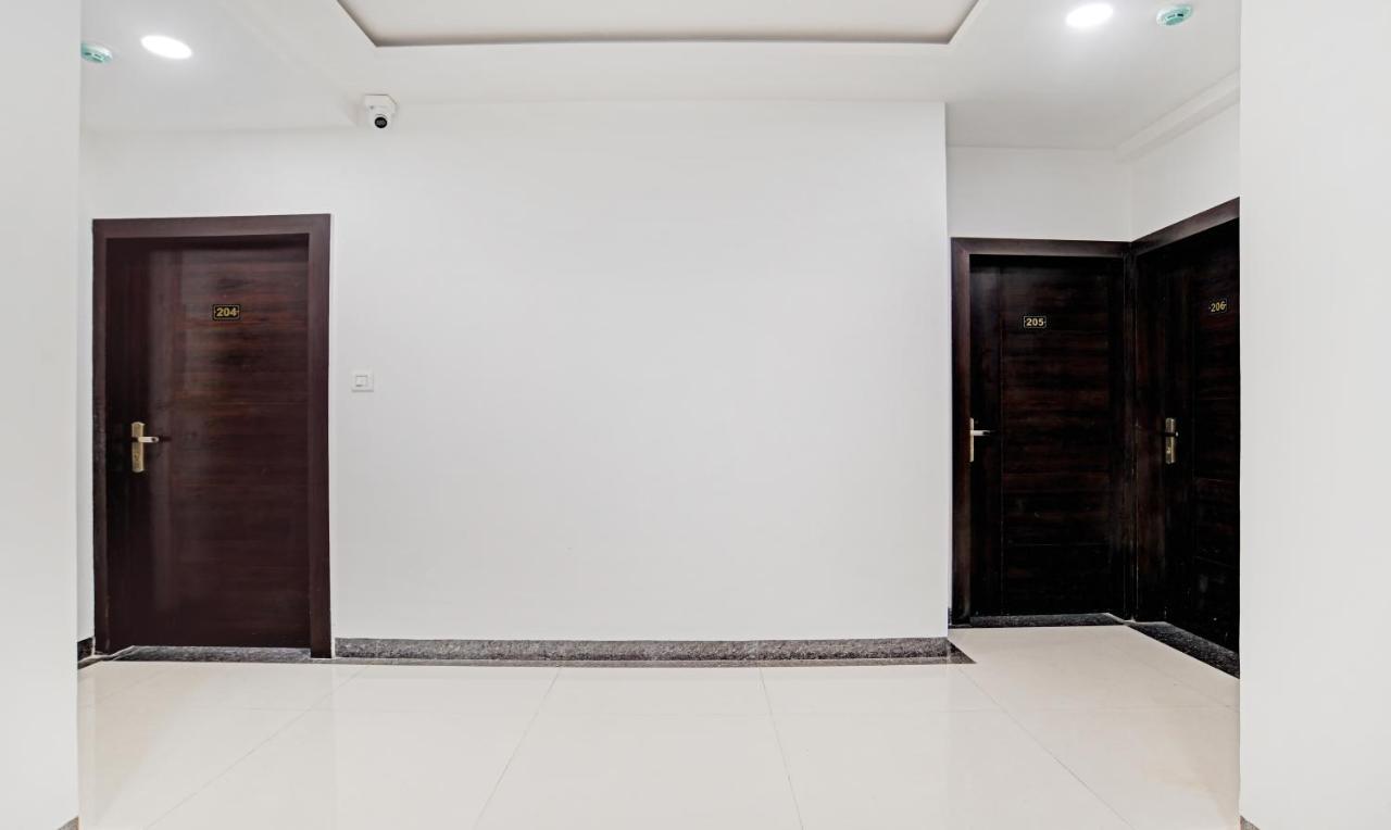 Treebo Grand Euro Pipliyahana Square Индаур Экстерьер фото