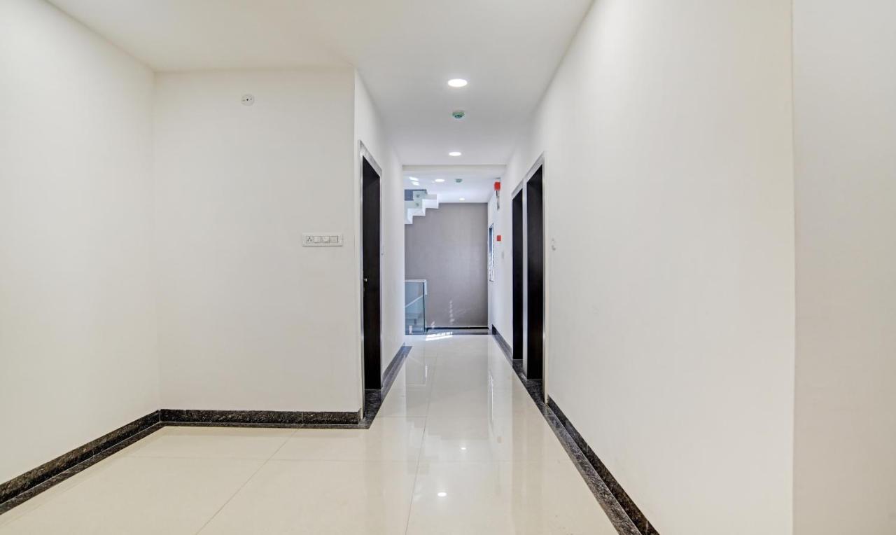 Treebo Grand Euro Pipliyahana Square Индаур Экстерьер фото
